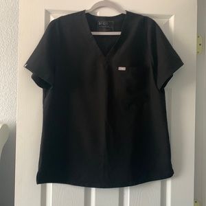 FIGS XL Catarina top in black